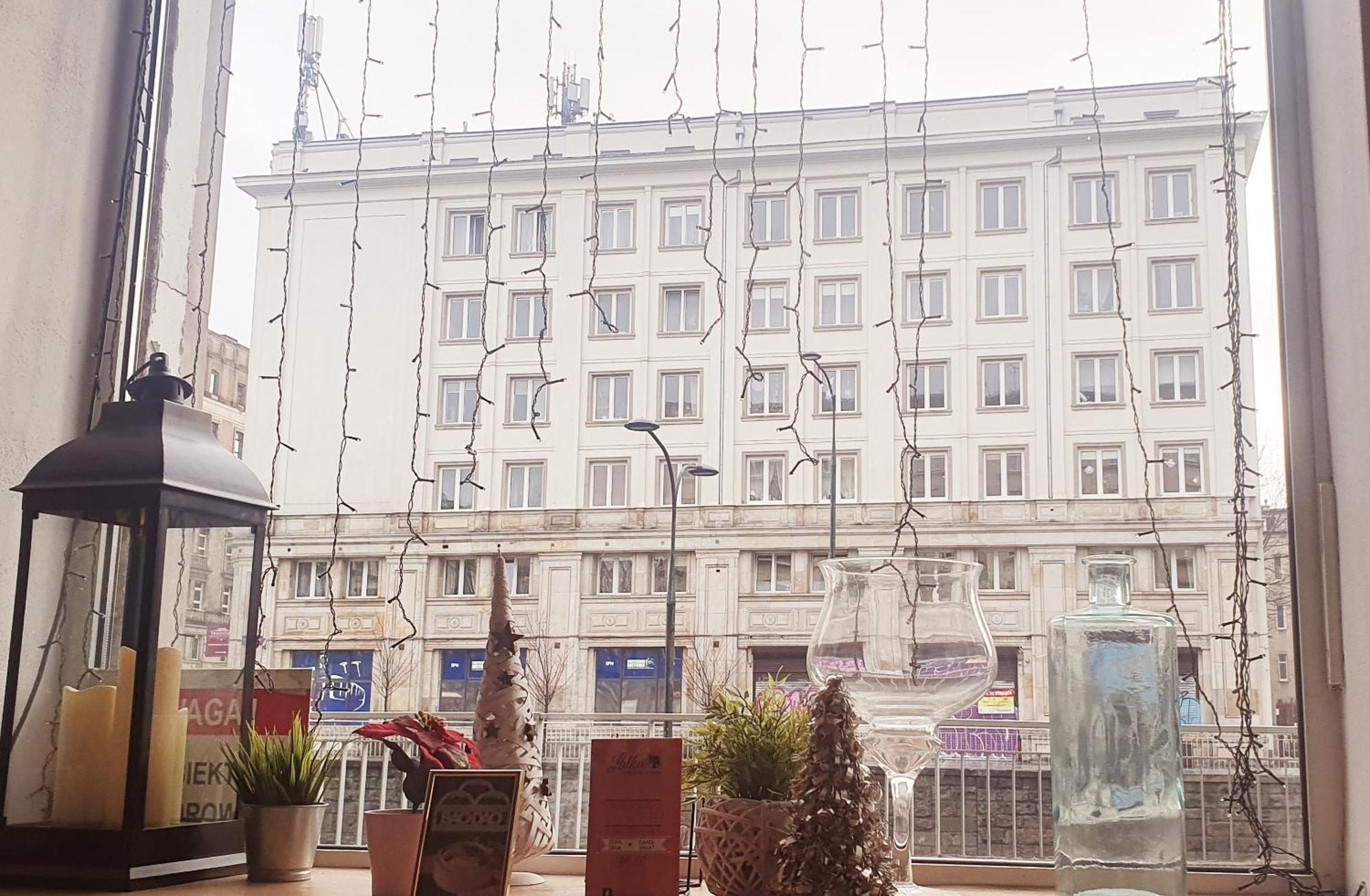 City Center Apartment Near Public Swimming Pool ワルシャワ エクステリア 写真